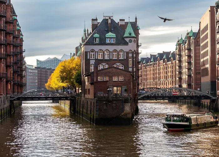 Holiday Inn - The Niu, Fusion Hamburg St. Georg By Ihg